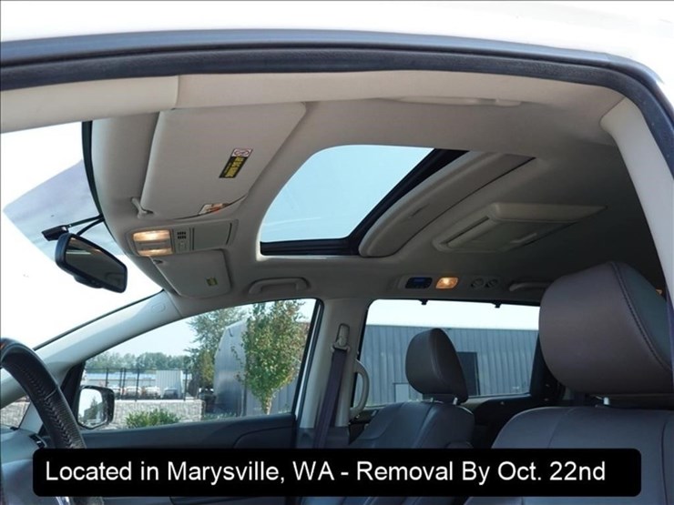 2011-honda-odyssey-image-3