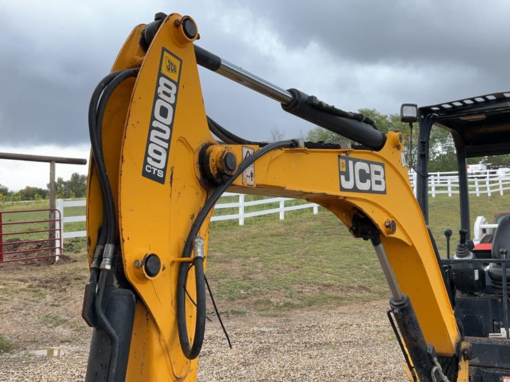 2017-jcb-8029cts-image-37