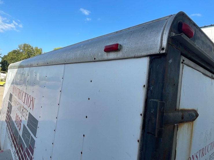 #1895-•-pace-16'-enclosed-dual-axle-trailer-(has-wi-title)-image-41