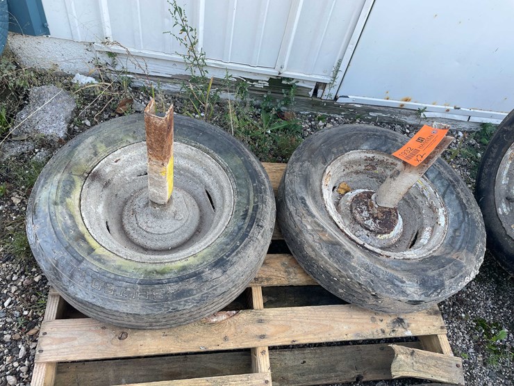 #1932-•-(2)-tires-image-1