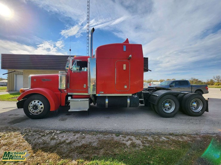 2004-peterbilt-379-image-2