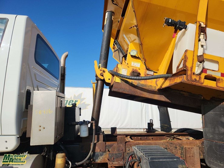 2016-international-workstar-7600-image-31