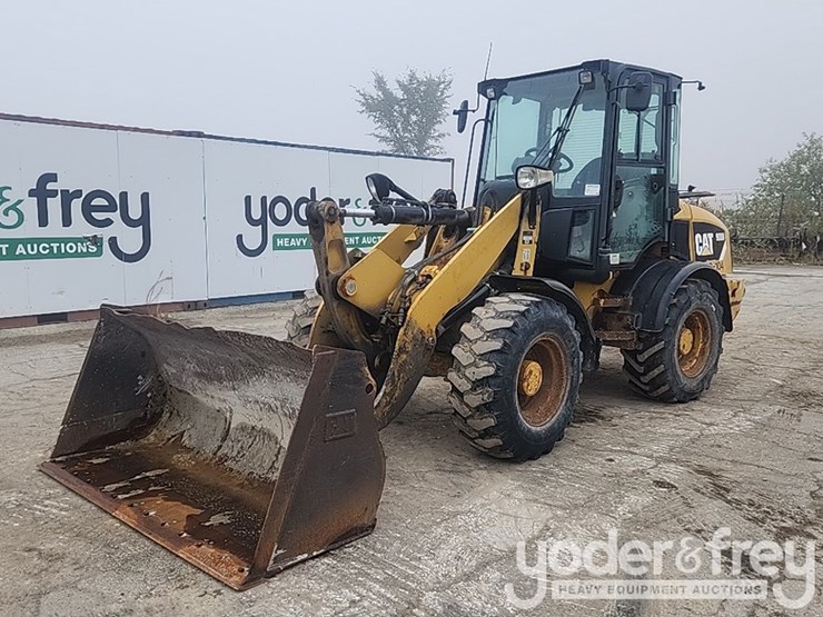 2008-caterpillar-908h-image-1
