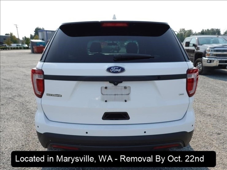 2017-ford-explorer-image-18