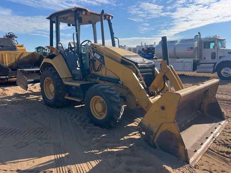 2018-caterpillar-415f2-il-image-6