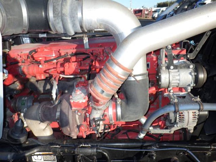 2020-kenworth-w900l-image-15