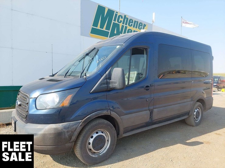 2019-ford-transit-image-1
