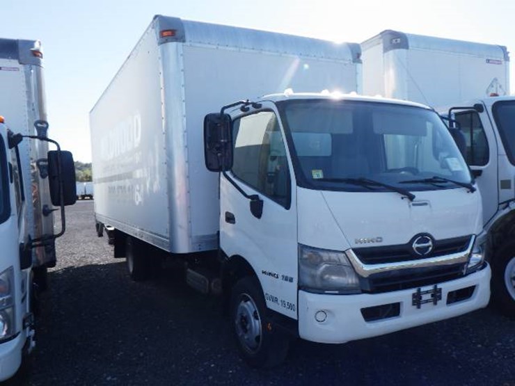 2017-hino-195-image-3