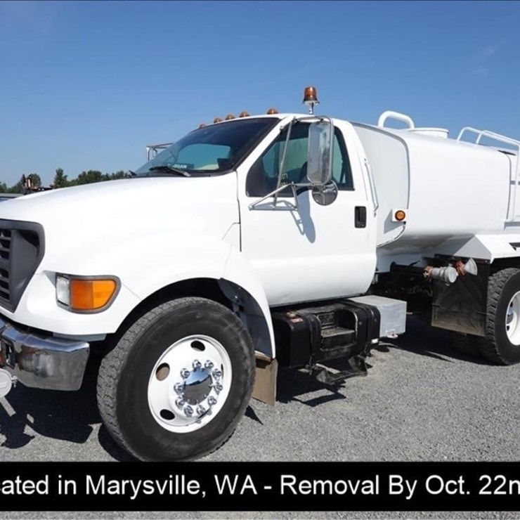 2000 FORD F650