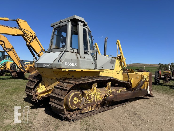 komatsu-d65ex-12-image-6