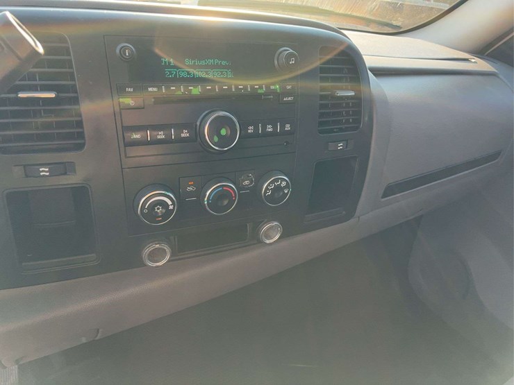 2008-chevrolet-silverado-image-22