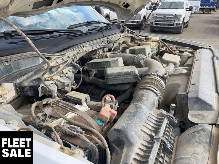 2021-ford-f350-image-17