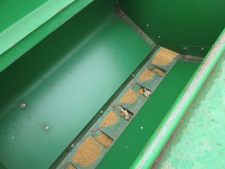 john-deere-750-image-17