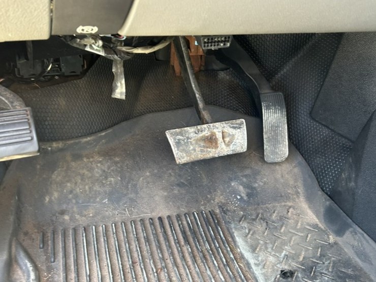 2008-chevrolet-silverado-3500-image-52