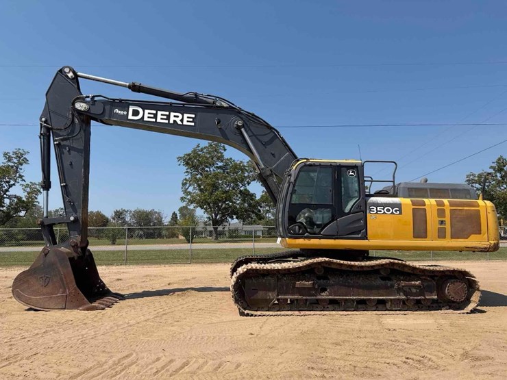 2017-deere-350g-lc-image-1