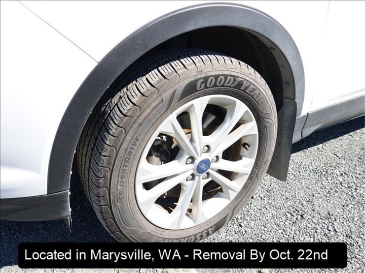 2019-ford-escape-se-image-16
