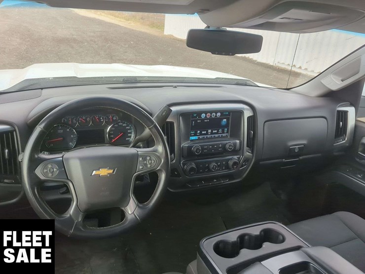 2017-chevrolet-silverado-1500-image-10