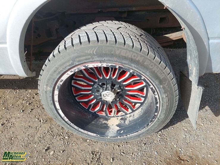 2011-ford-f150-image-21