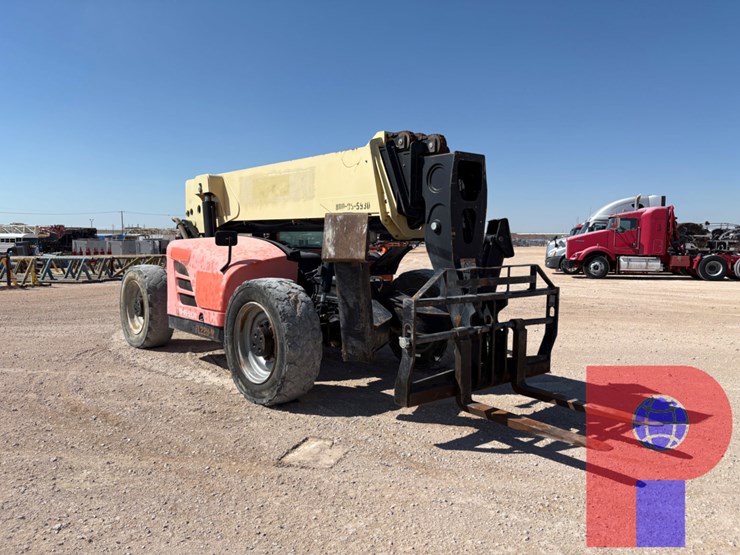 2015-jlg-g12-55a-image-3