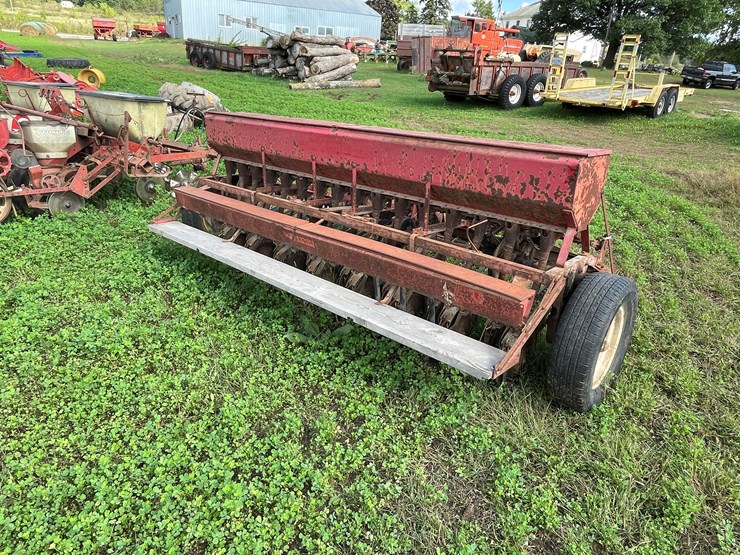 #5010-•-mccormick-10'-grain-drill-image-3