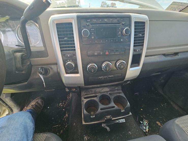 2009-dodge-ram-1500-image-41