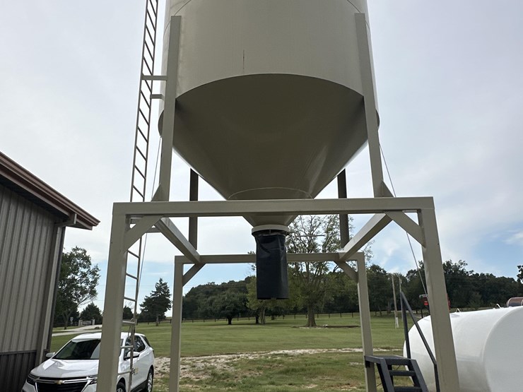 heavybilt-30-ton-overhead-feed-bin-image-6
