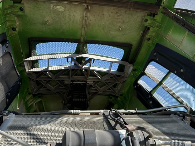 2016-john-deere-9620rx-image-66
