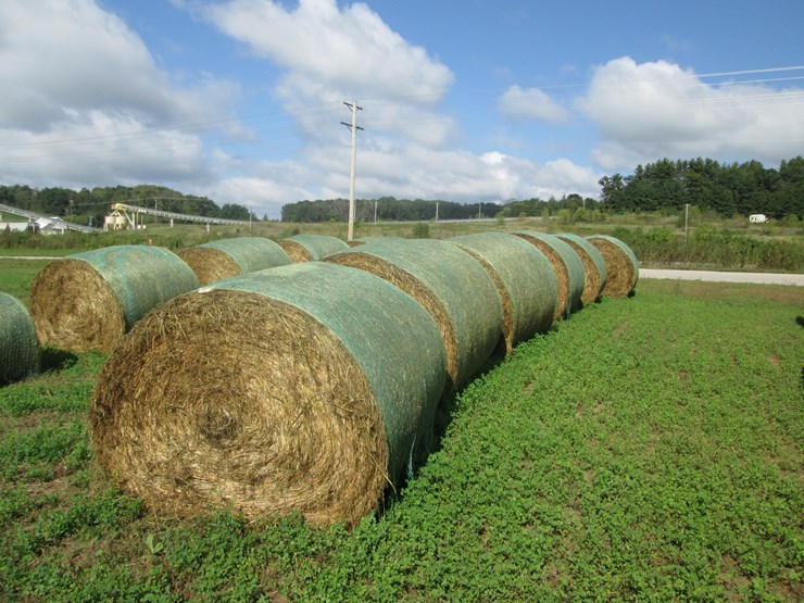 #5033-•-(18)-second-crop-round-bales-image-1