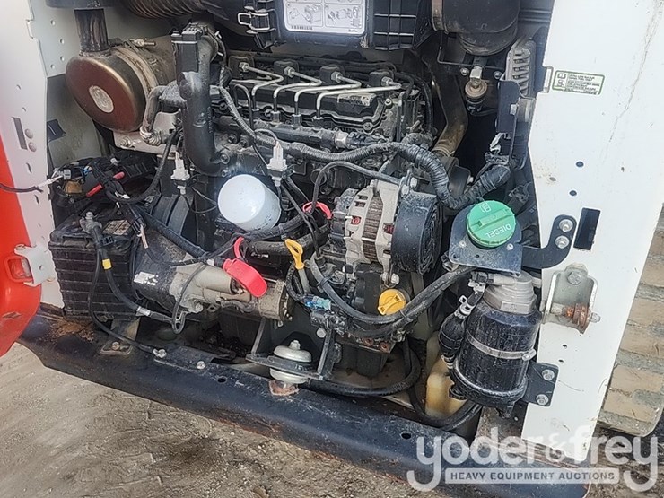 2020-bobcat-t590-image-16