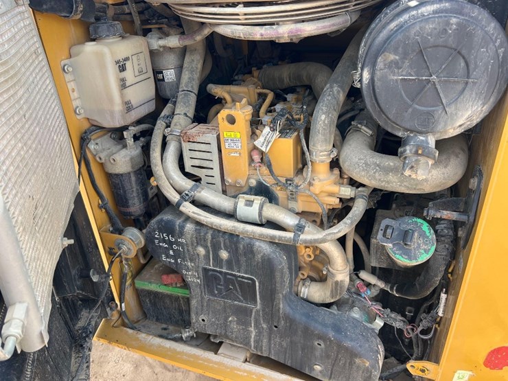 2018-caterpillar-259d-image-17