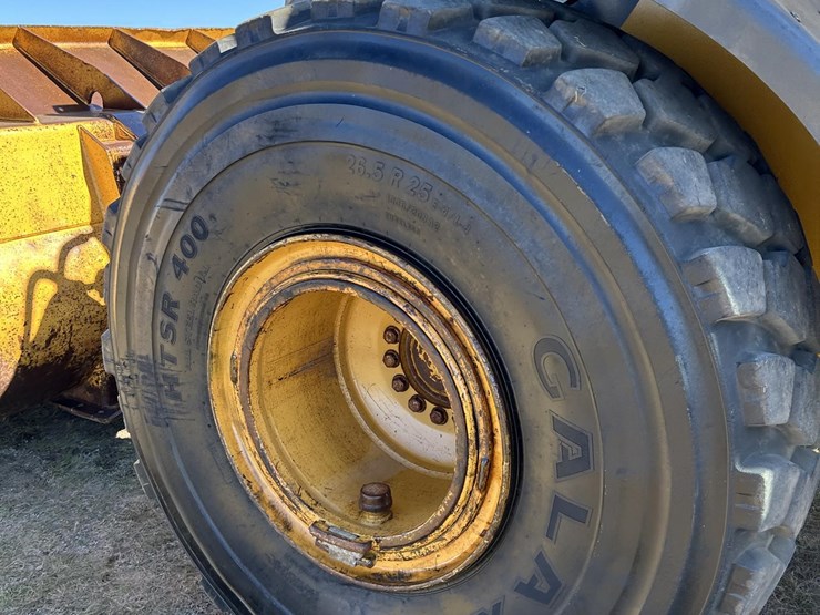 2003-deere-824j-image-13