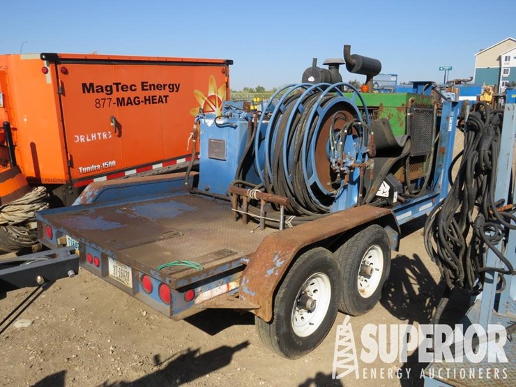 2007-john-deere-b-image-1