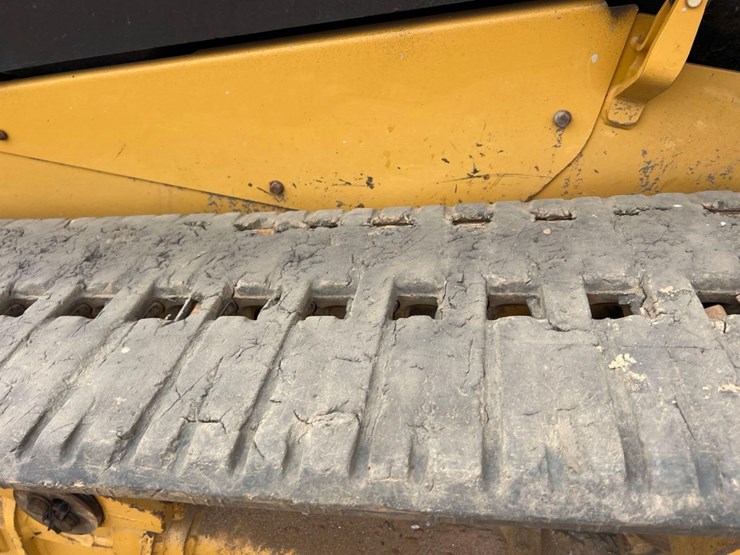 caterpillar-259d-image-27
