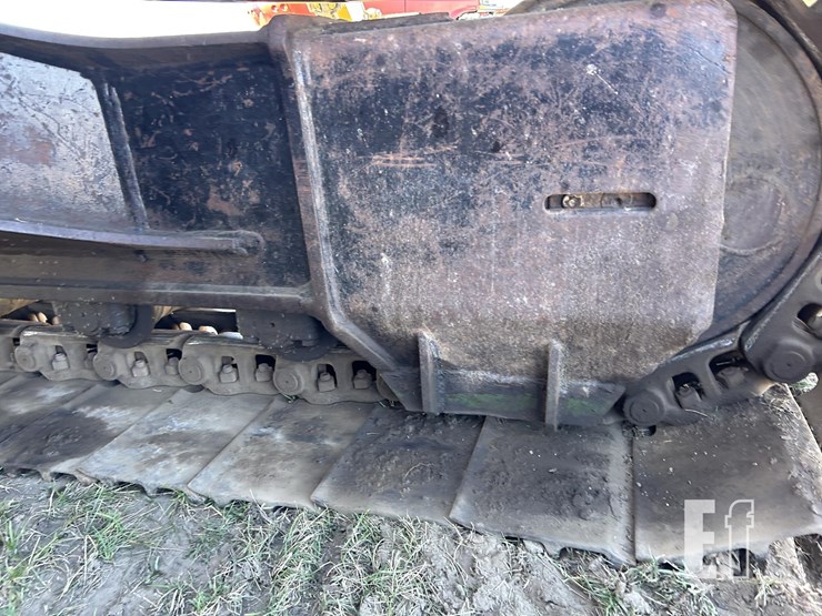 deere-200-lc-image-66