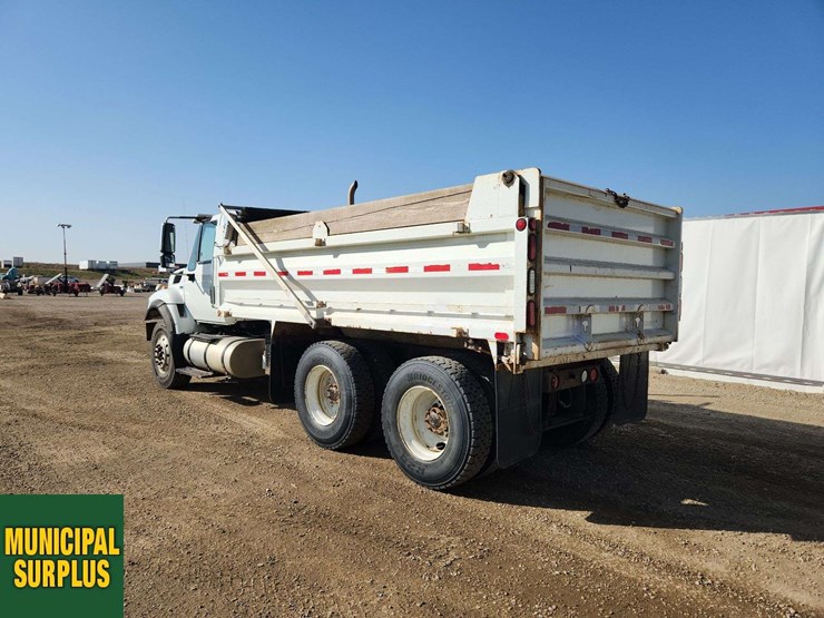 2015-international-workstar-7400-image-3