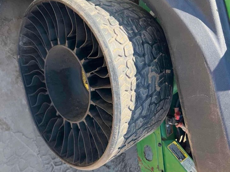 2019-john-deere-z960m-image-10