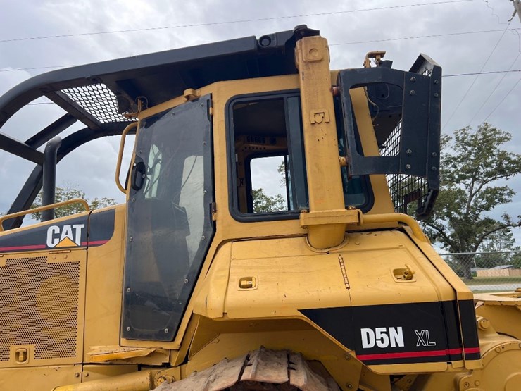 caterpillar-d5n-xl-image-32
