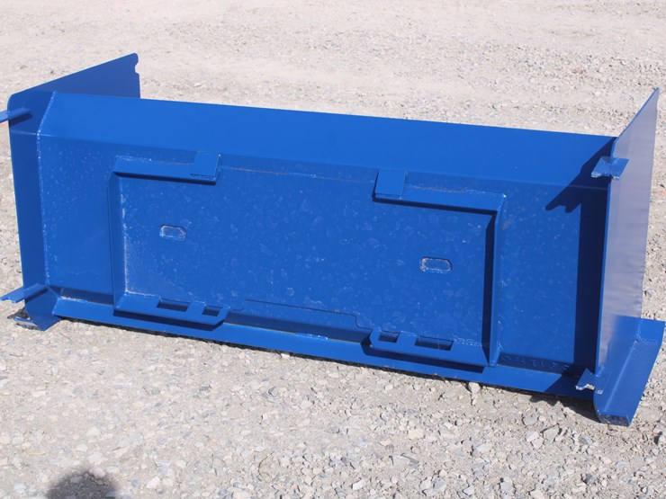 #2012-•-90-inch-skid-steer-bucket-with-blade-image-1