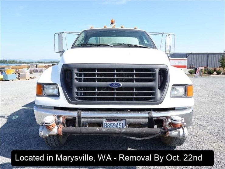 2000-ford-f650-image-24