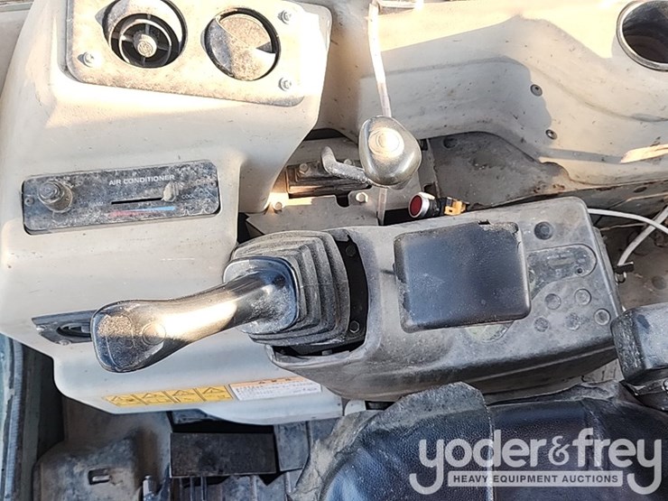 yanmar-vio55-5b-image-26