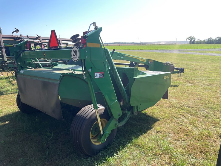 john-deere-s300-image-3