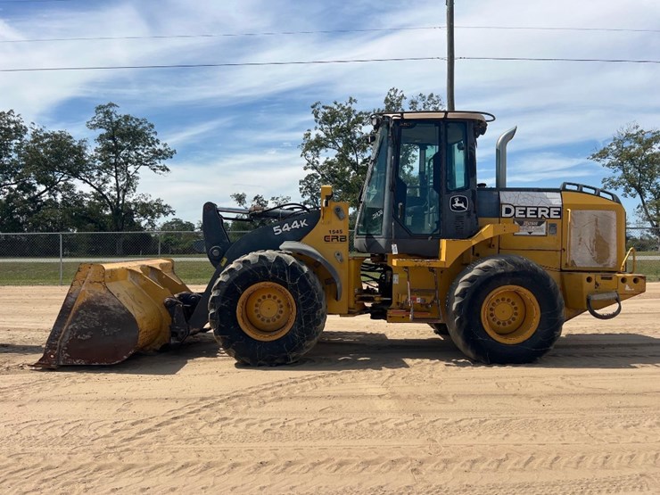 2009-deere-544k-image-1