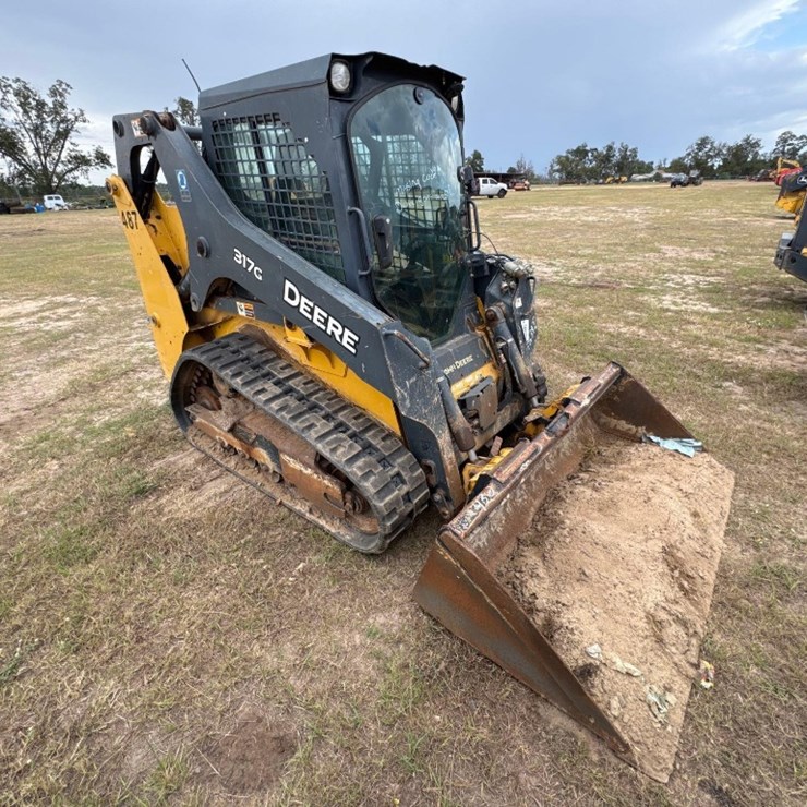 DEERE 317G