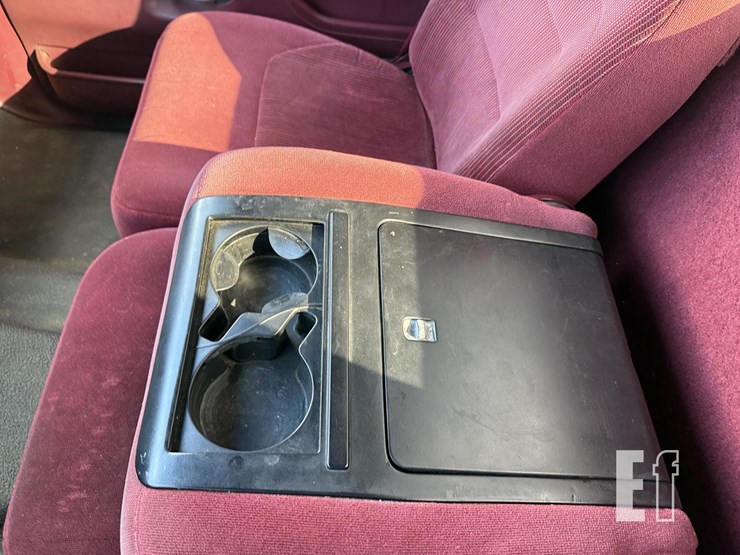 1996-ford-f250-xlt-image-33