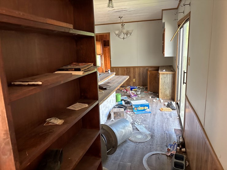 #204-•-new-horizon-mobile-home-image-38