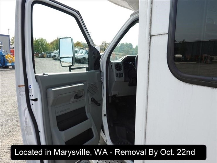 2022-ford-e450-image-22