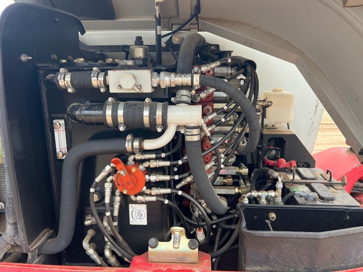 takeuchi-tb260-image-22