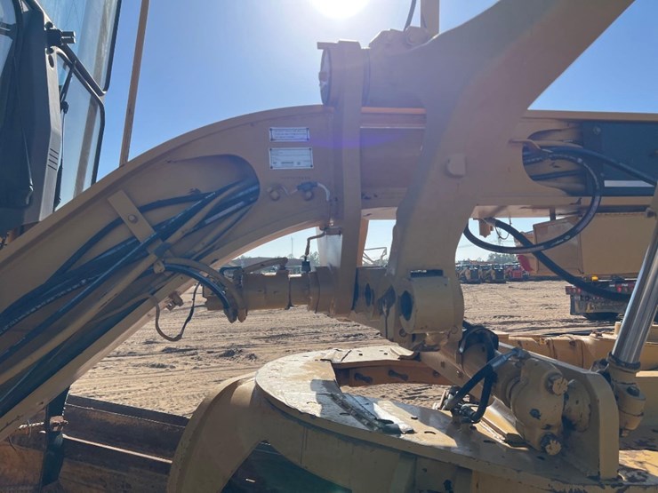 1998-caterpillar-12h-image-19