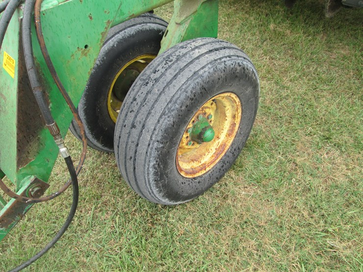 john-deere-750-image-28