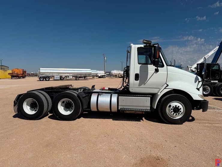 2018-international-transtar-8600-image-2